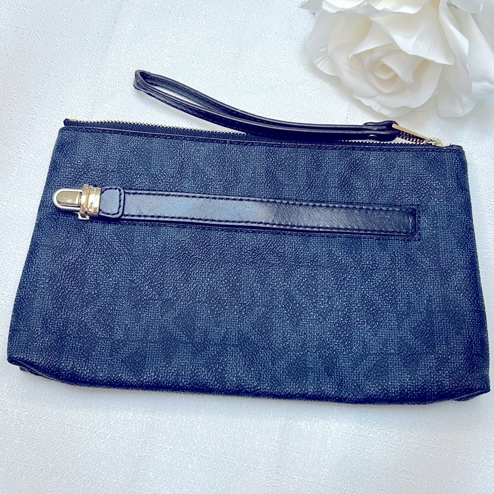 Michael Kors Charlton Signature Blue Medium Wristlet Clutch Purse